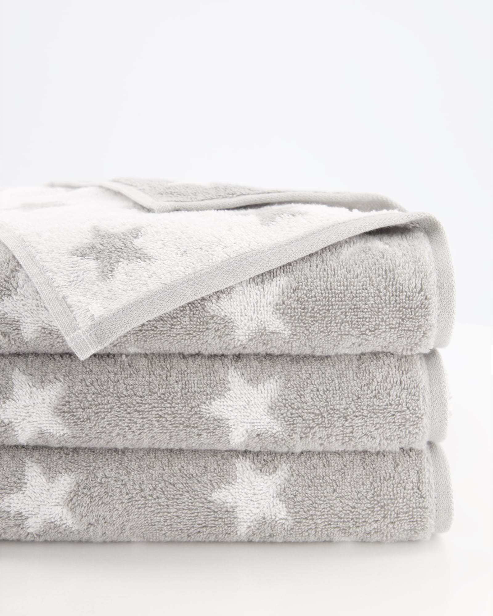 Cawö Handtücher NEW STARS Sterne klein 6261 platin/weiß - 76