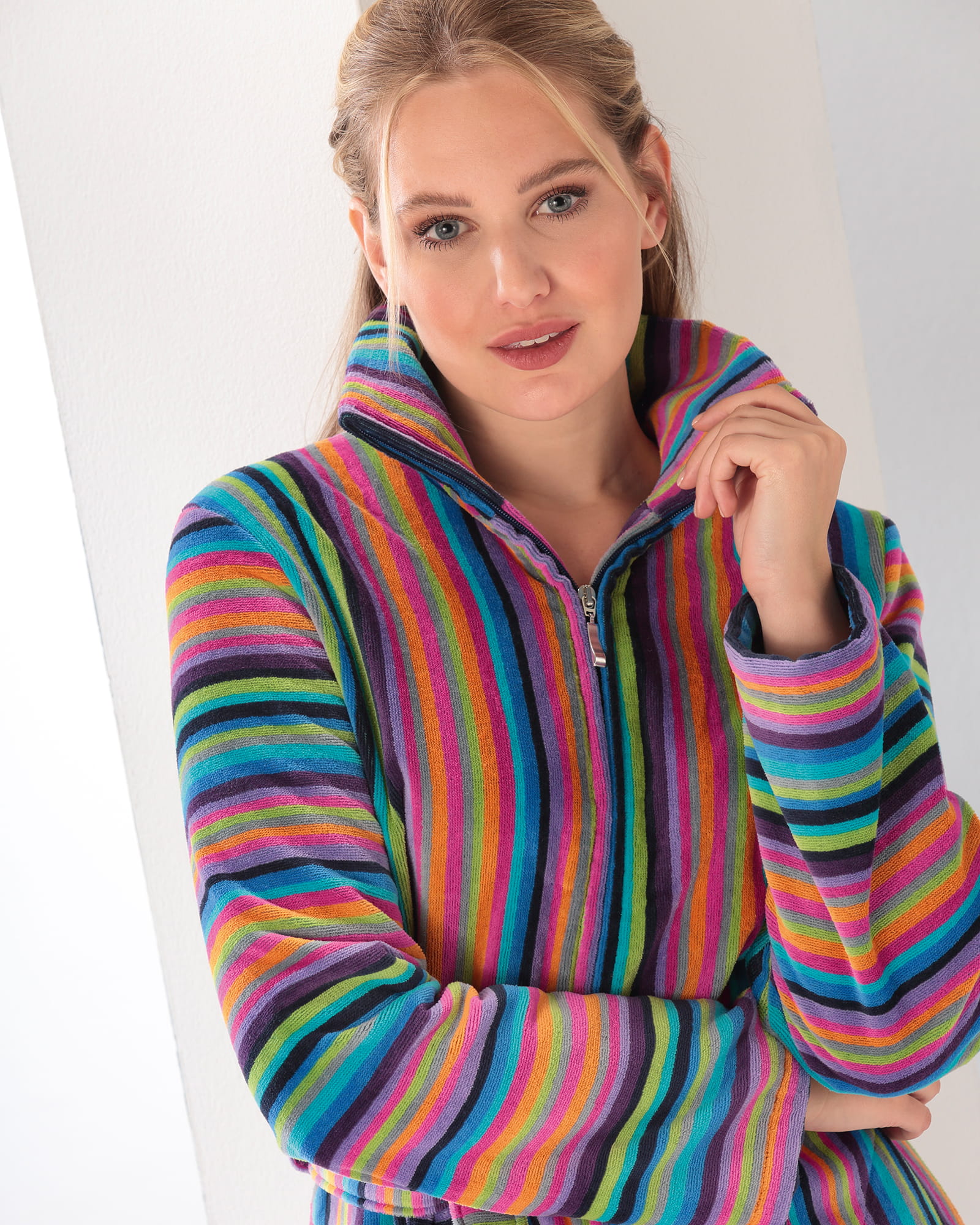 Cawö - Damen Bademantel Leichtvelours - 2-Wege-Reißverschluss 1456 - Farbe: 14 - multicolor