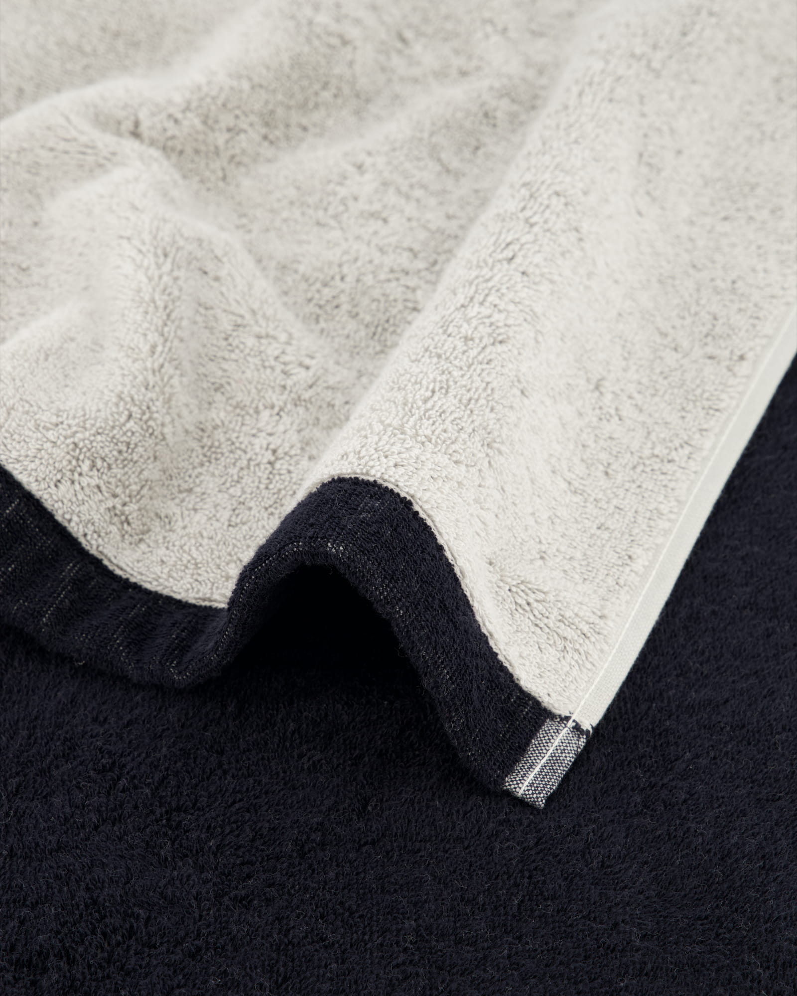 Cawö Handtücher Lifestyle Splash 7071 platin/schwarz - 79