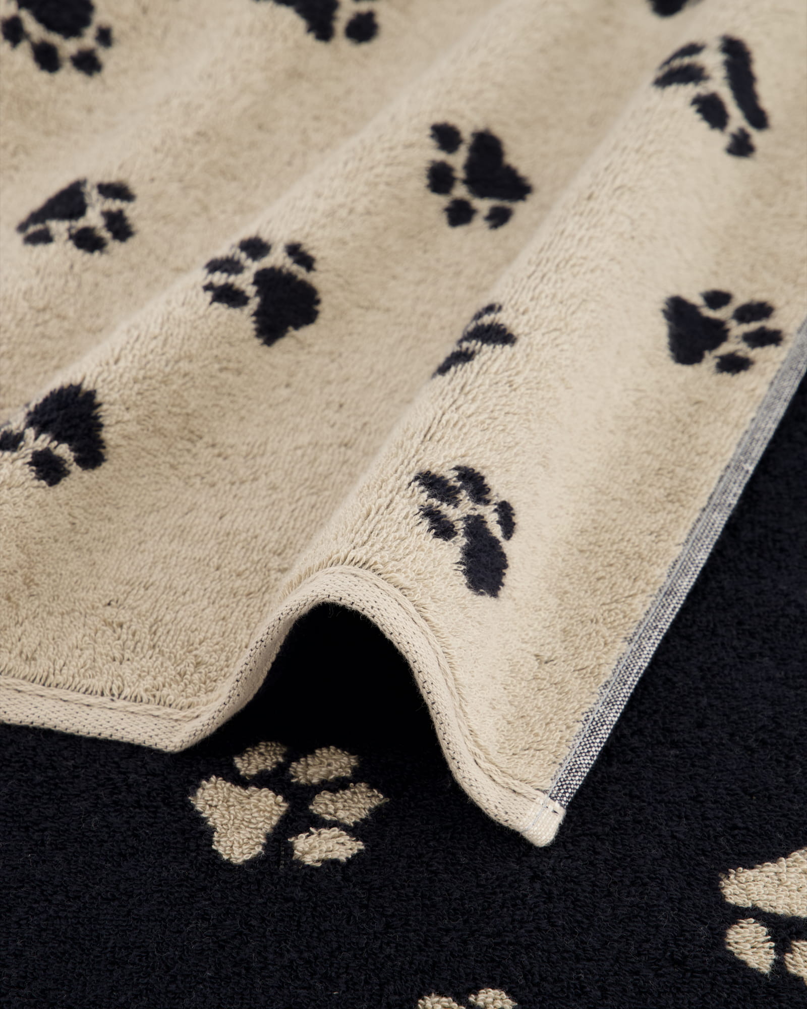 Cawö Handtücher WE LOVE DOGS Paws 6247 Schwarz-Beige - 93