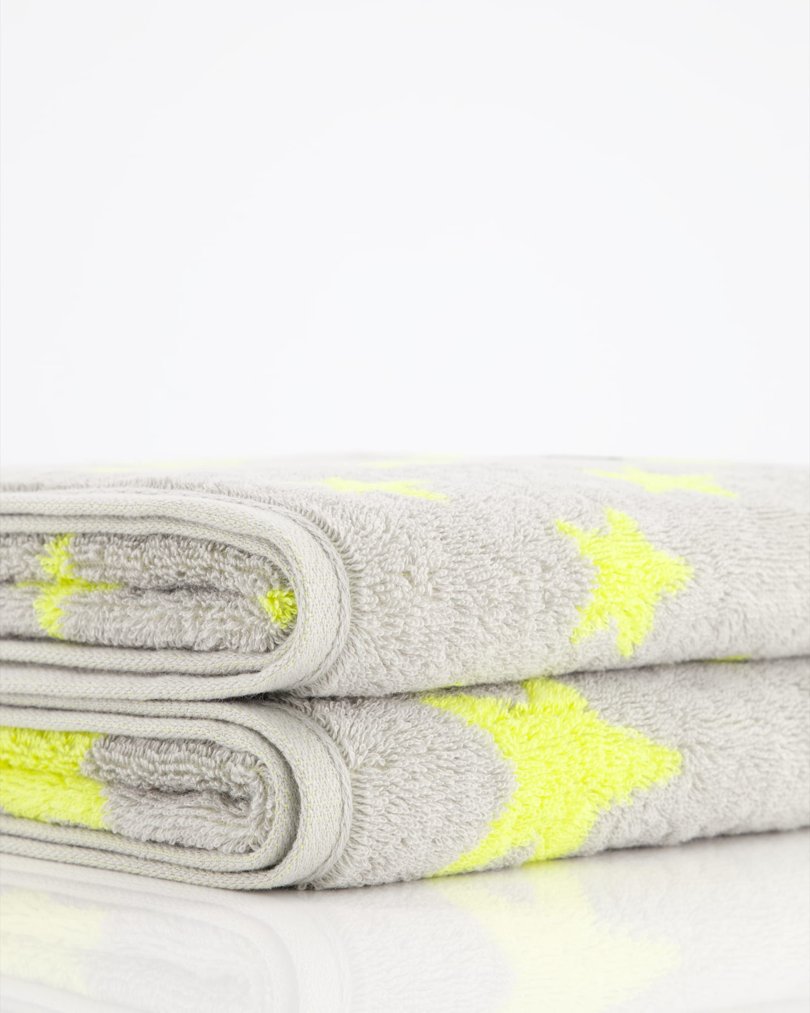 Cawö Handtücher NEW STARS Sterne klein 6261 platin/lime - 75