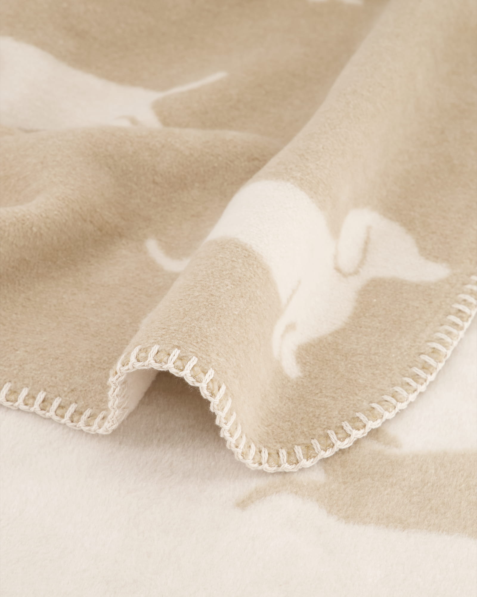 Cawö Wohndecken WE LOVE DOGS 62460 natur/beige - 33 - 150x200 cm