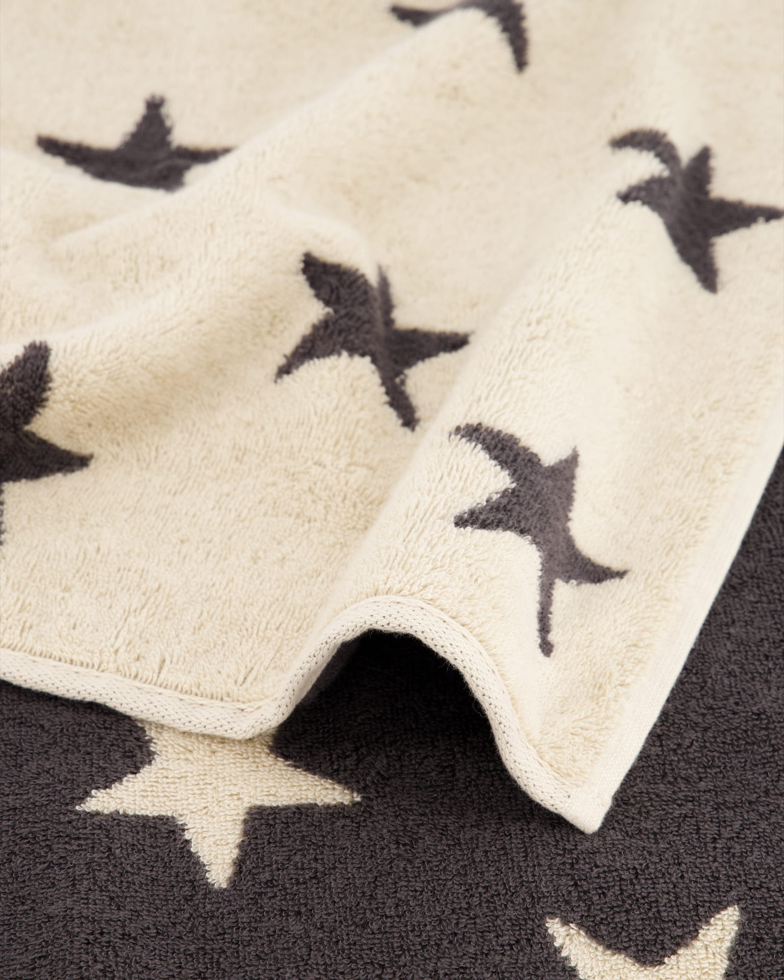 Cawö Handtücher NEW STARS Sterne groß 6260 beige/basalt - 37