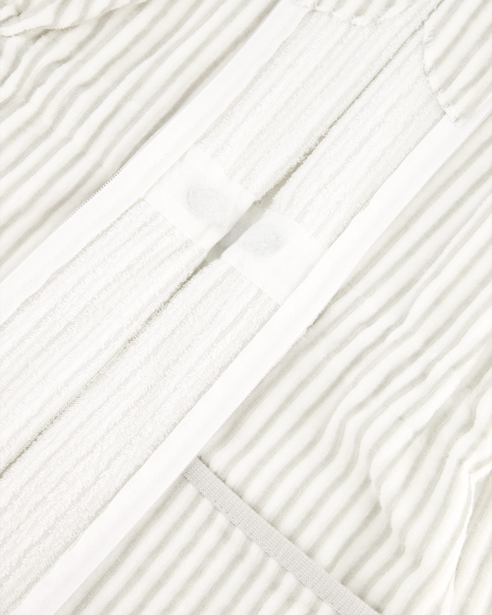 Cawö - Damen Bademantel - Kapuze 6416- Farbe: weiss/silber - 76 - S