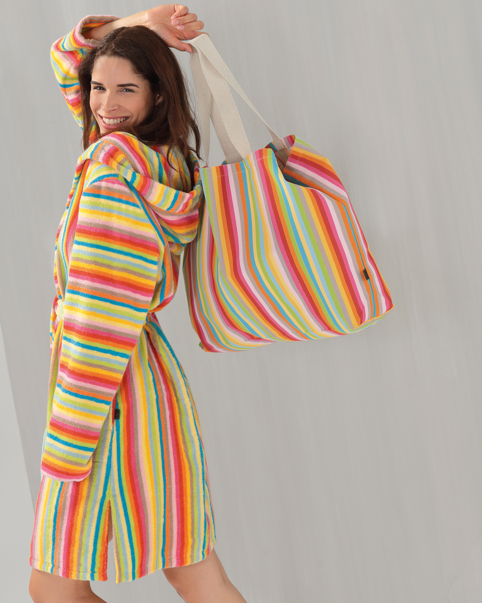 Cawö - Damen Bademantel Life Style - Kapuze 7081 - Farbe: multicolor - 25 - S