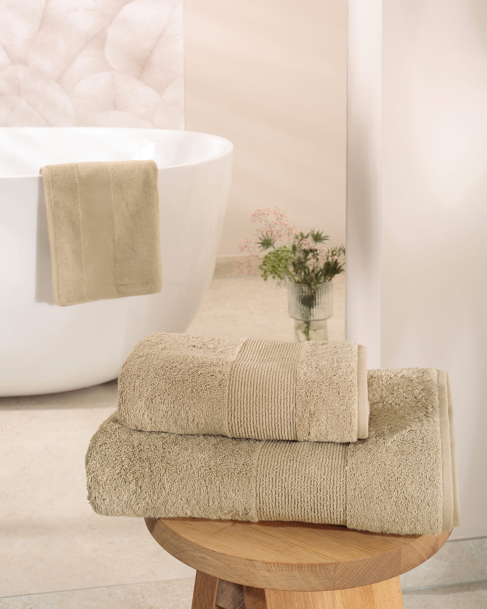 Cawö Handtücher THE LUXURY 5000 sand - 375