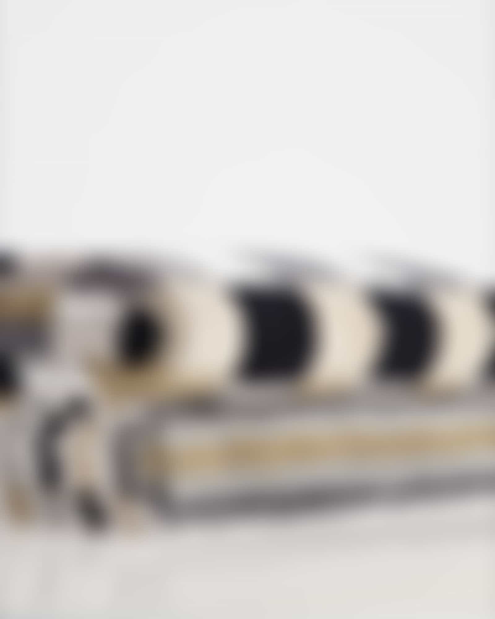Cawö - Life Style Karo 7047 - Farbe: 37 - kiesel Handtuch 50x100 cm